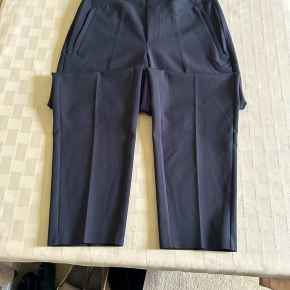Athleta Black Ankle Pants - Picture 5 of 14